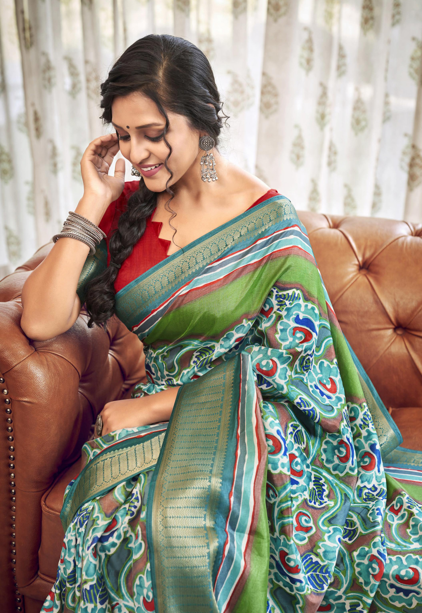 Green Multi Coloured Digital Print Linen Cotton Saree With Red Blouse For Women